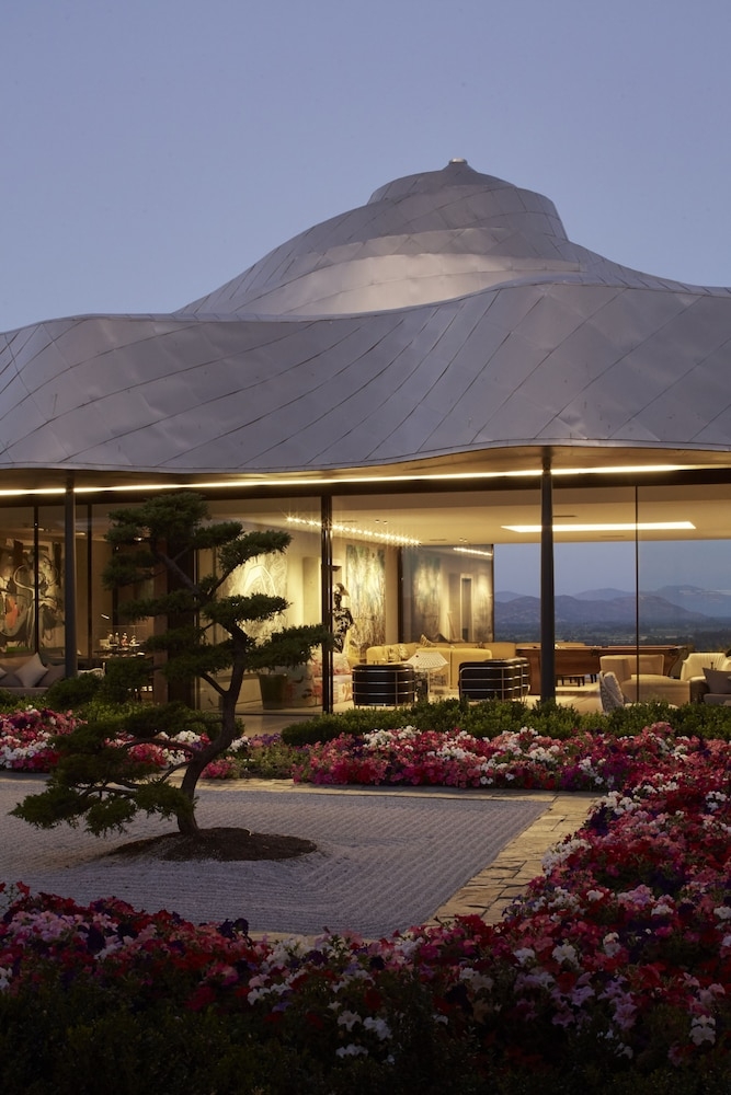 숙박 시설 정면