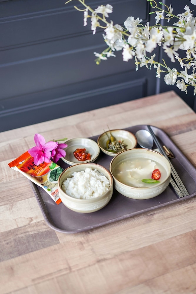 숙박 시설 내 편의 시설/서비스