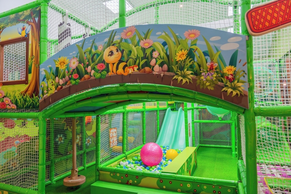 어린이 놀이 공간 - 실내