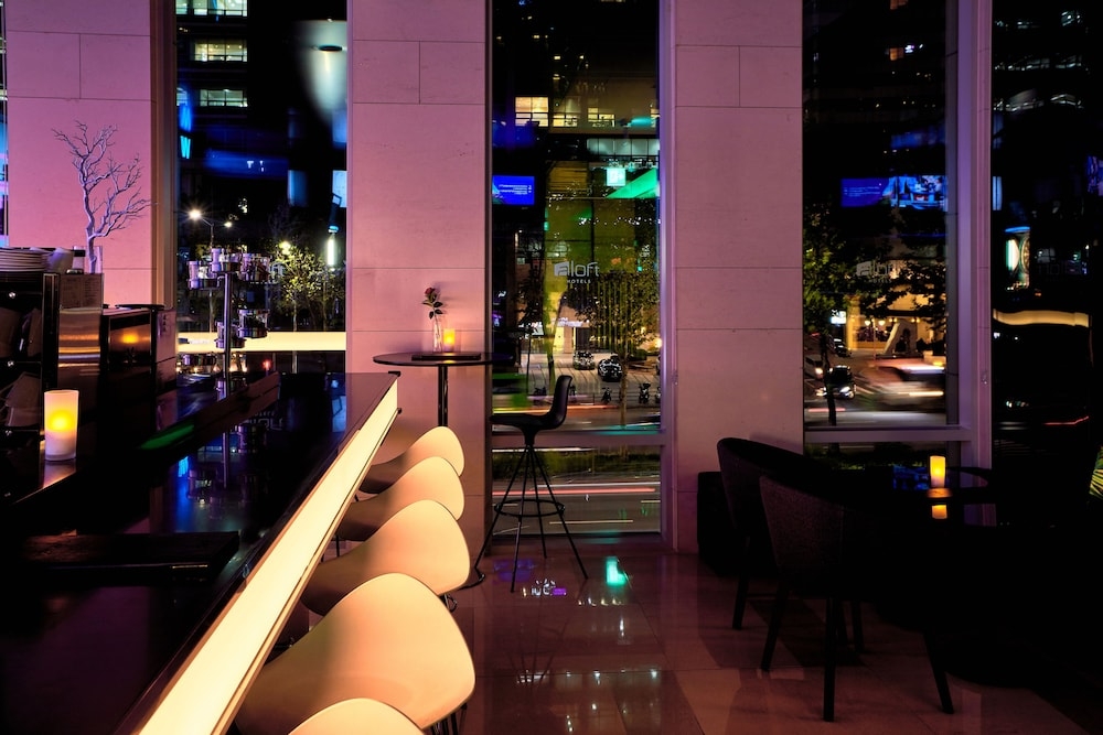 바(숙박 시설 내)