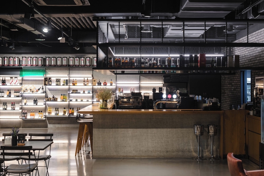 바(숙박 시설 내)