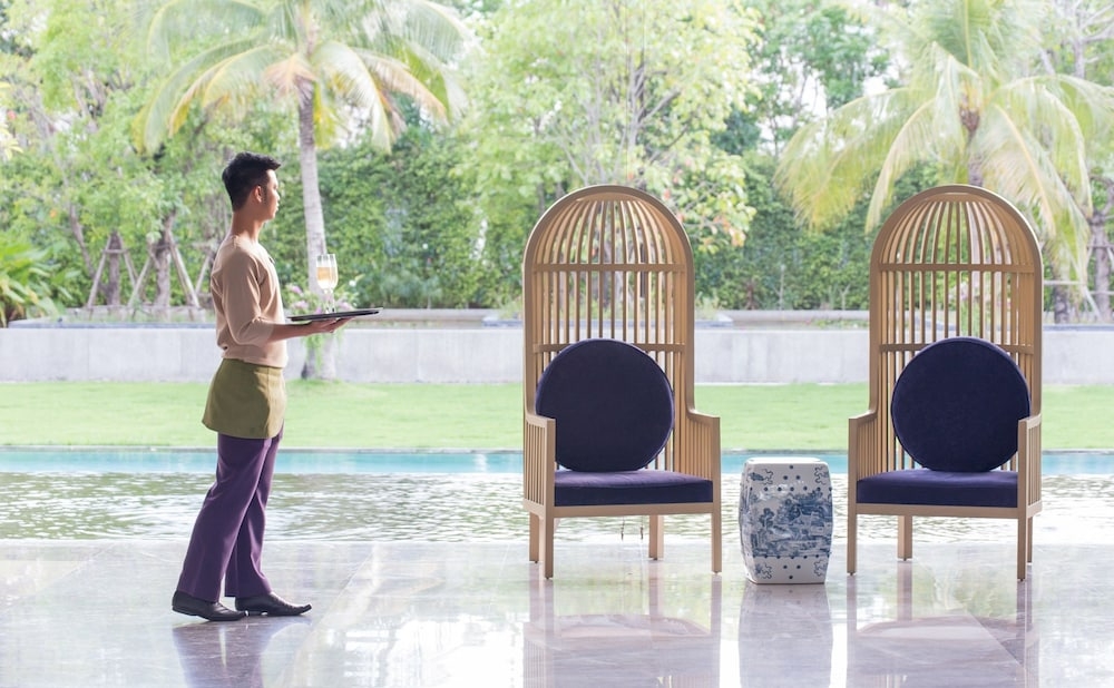 로비 좌석 공간