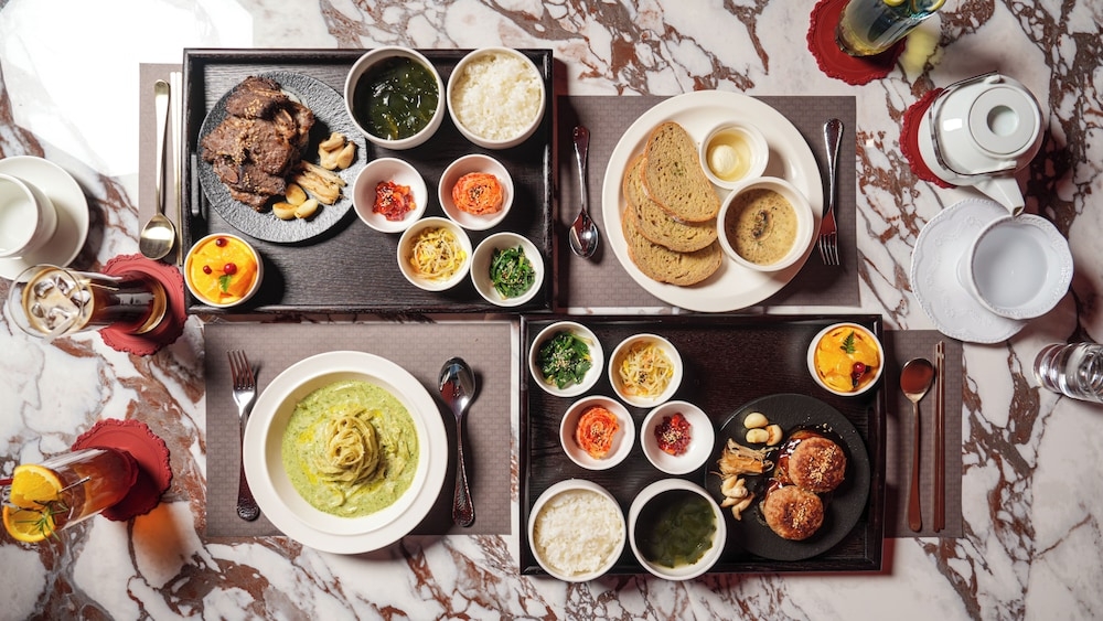 룸서비스 - 식사