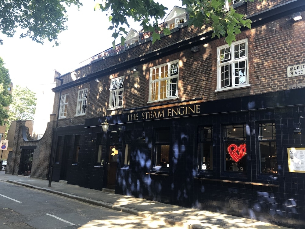 숙박 시설 정면