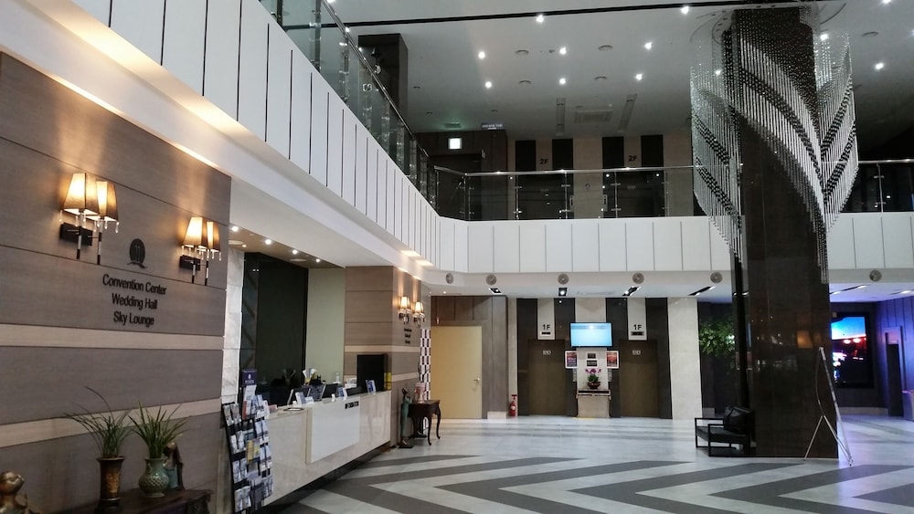 체크인/체크아웃 키오스크