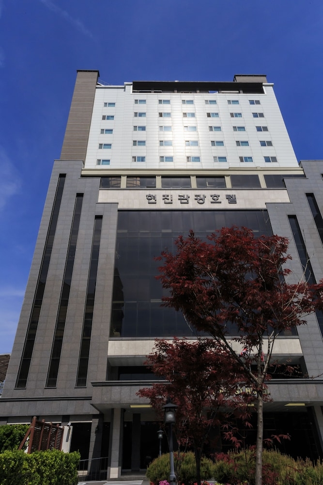 숙박 시설 정면