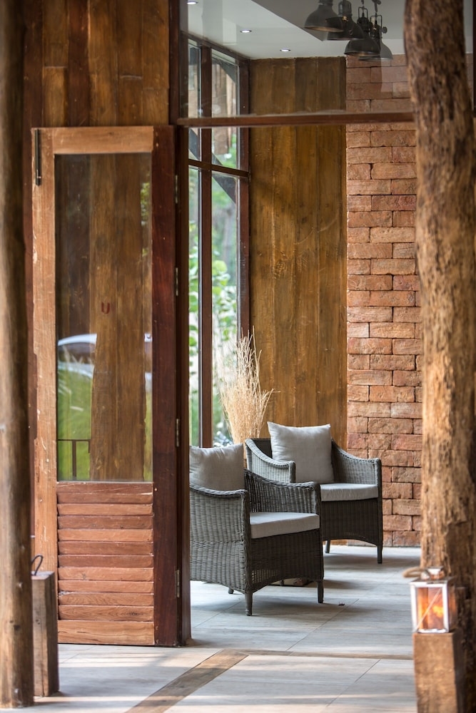 로비 좌석 공간