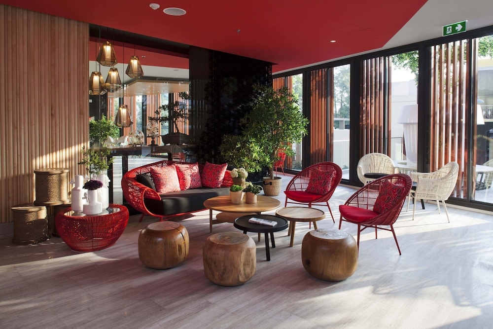 로비 좌석 공간