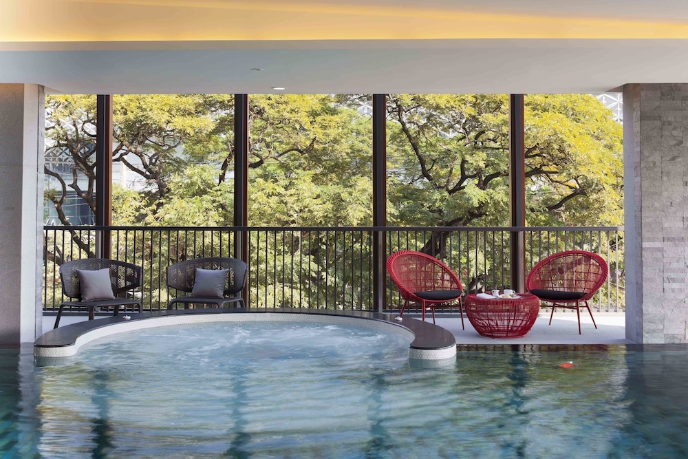 실내 스파 욕조