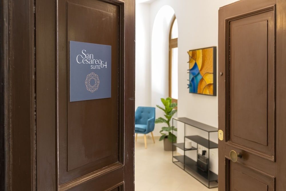 숙박 시설 입구