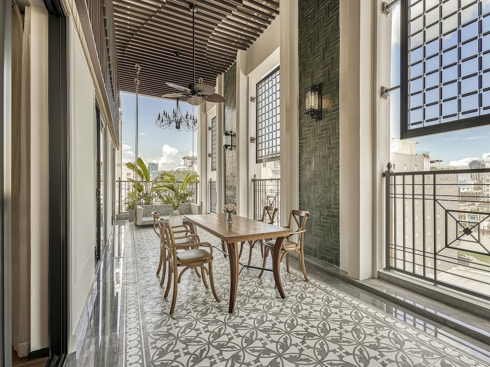 객실 내 식사 공간