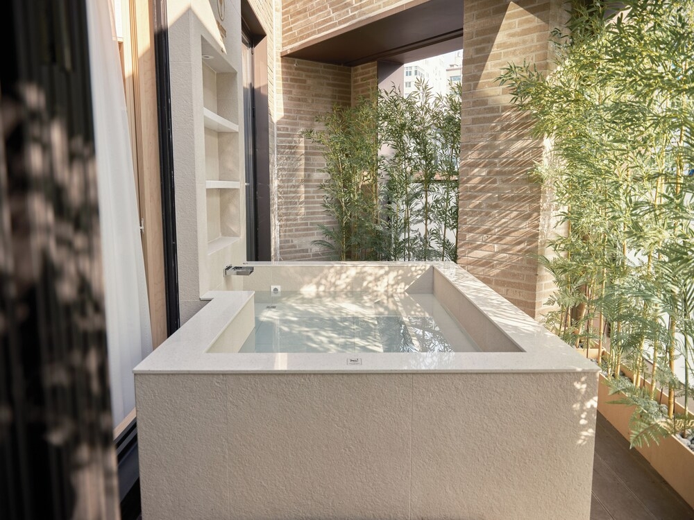 전용 스파 욕조