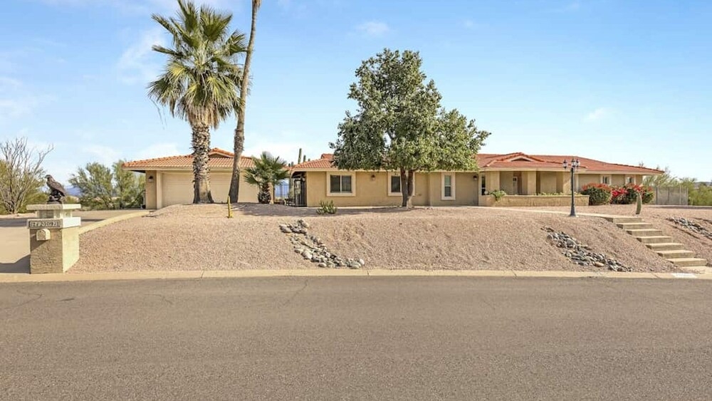 숙박 시설 정면