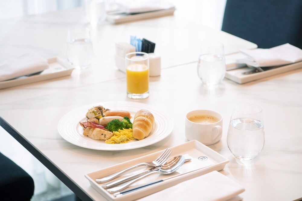 뷔페 아침 식사