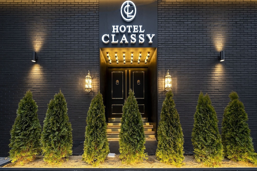 숙박 시설 정면