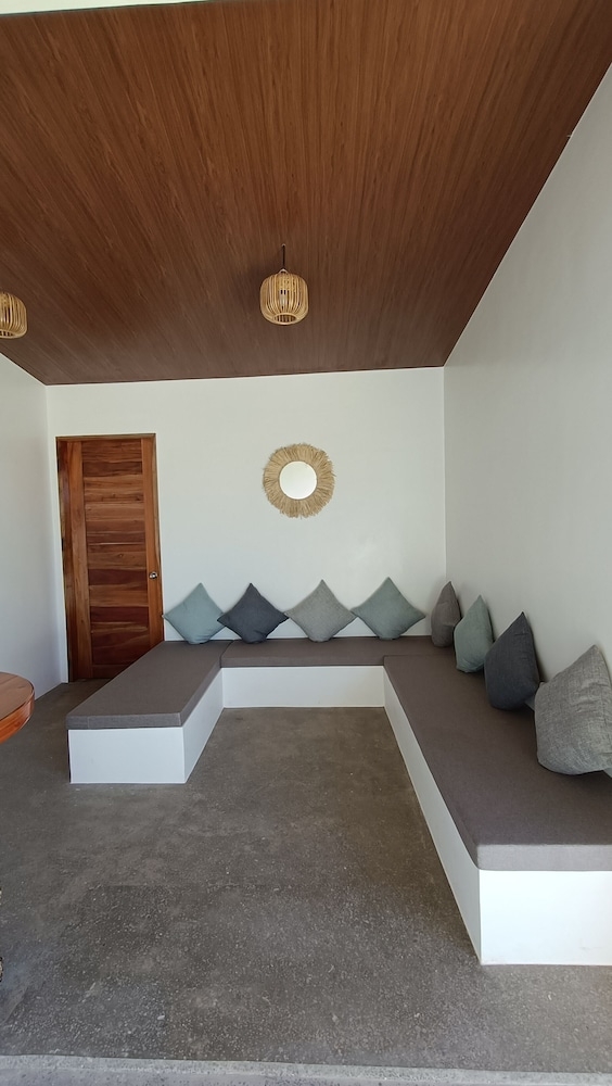 로비 좌석 공간