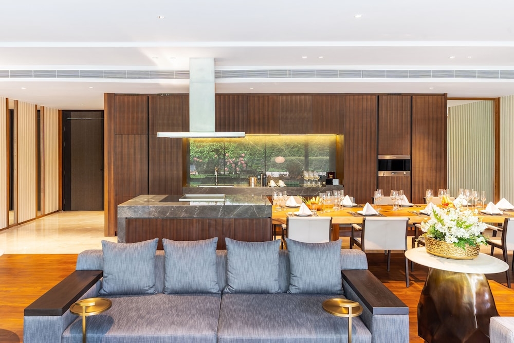 객실 내 식사 공간