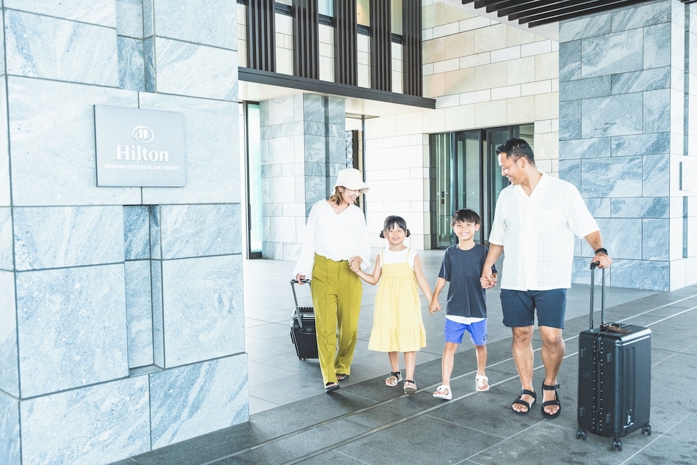 숙박 시설 입구