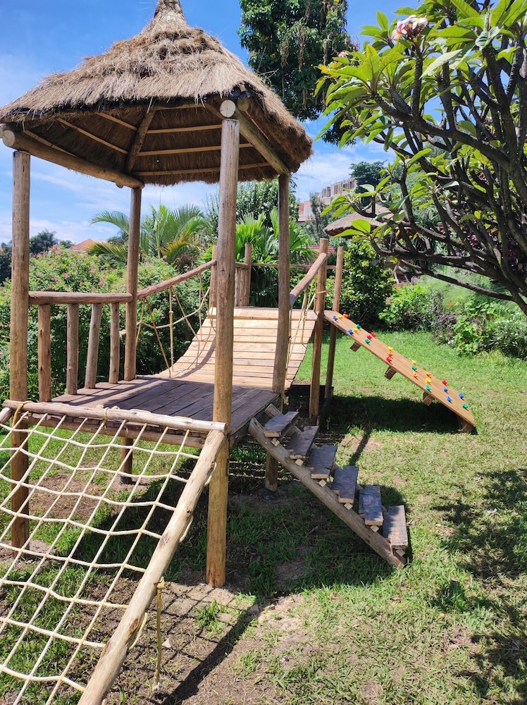 어린이 놀이 공간 - 야외