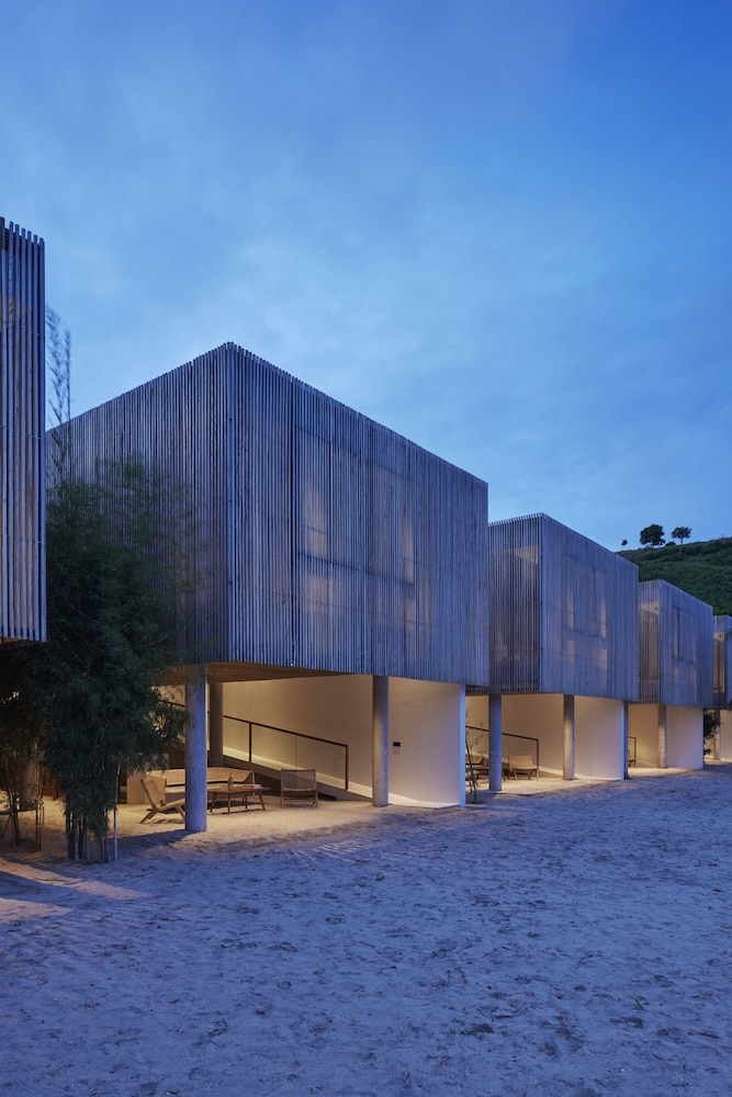 숙박 시설 정면