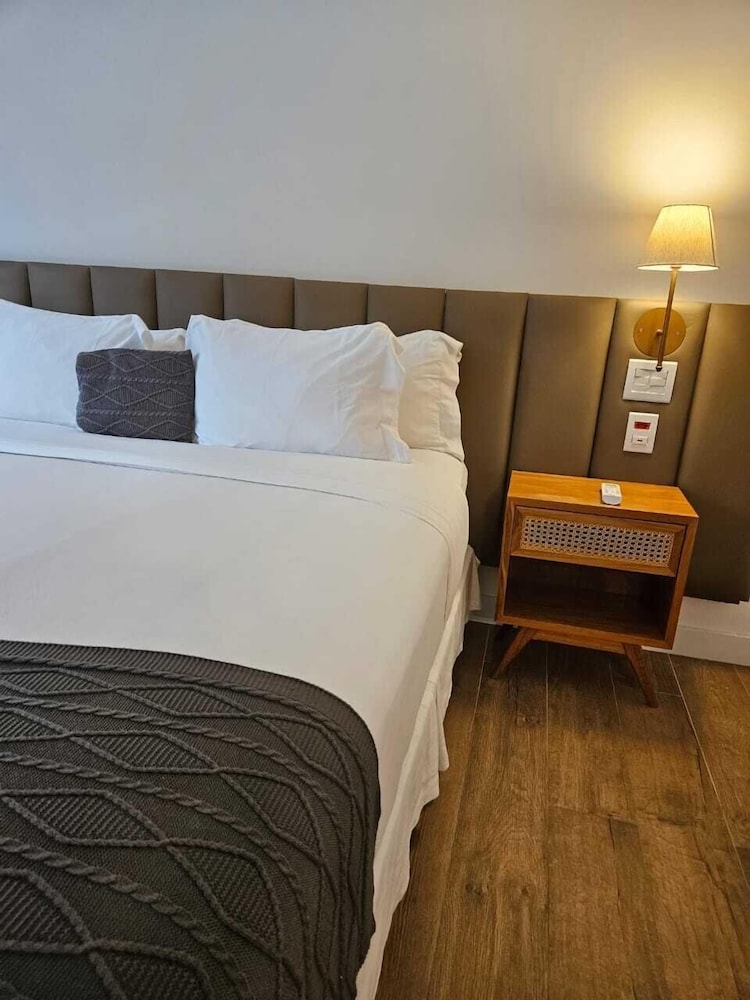 숙박 시설 구내