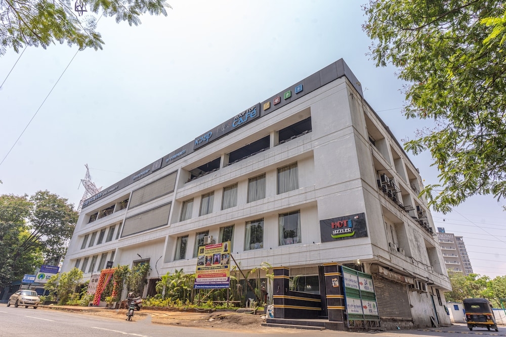 숙박 시설 정면