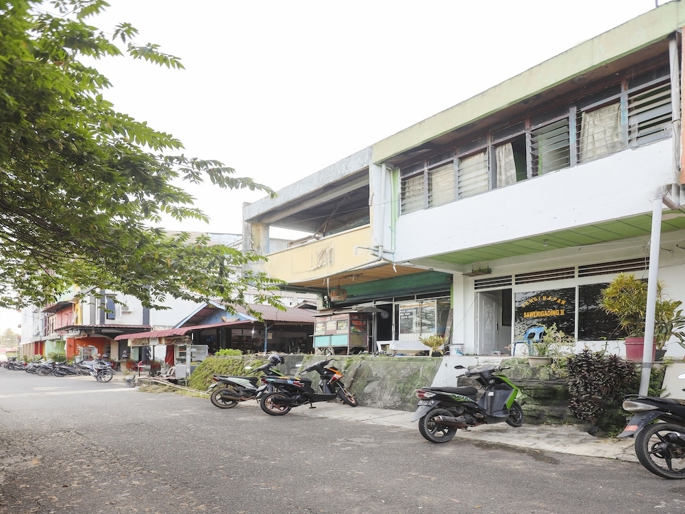 숙박 시설 정면