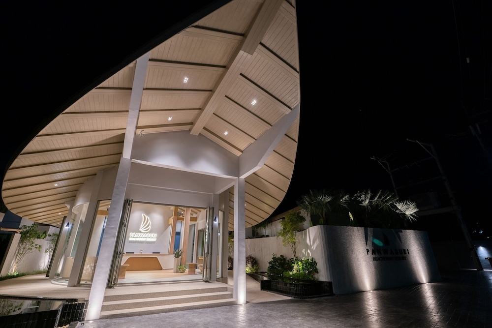 숙박 시설 정면