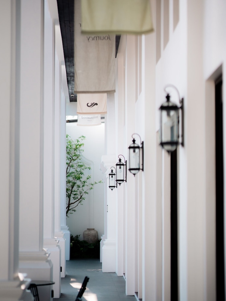 숙박 시설 정면