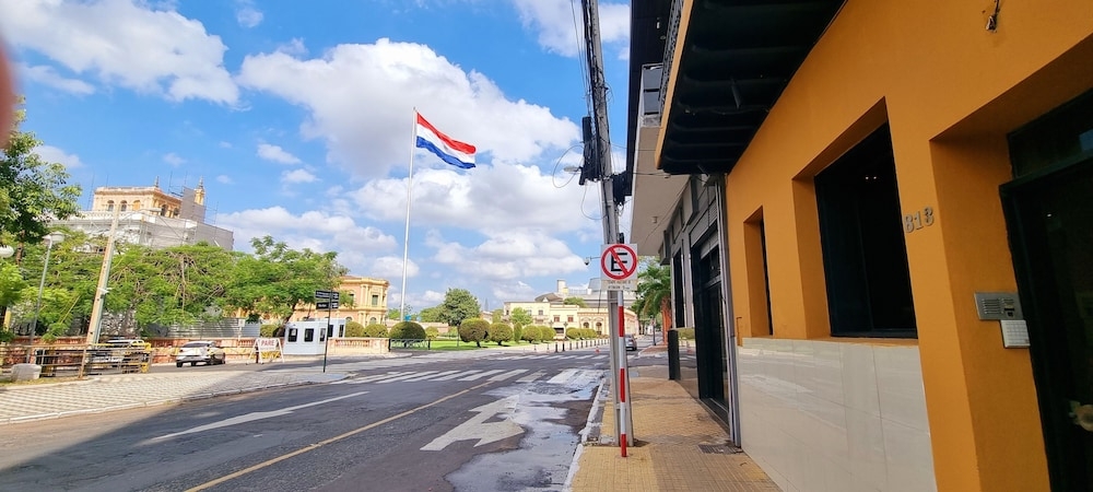 숙박 시설 정면