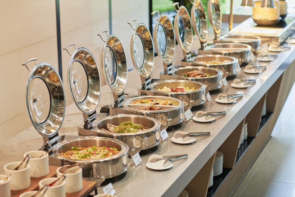 뷔페 아침 식사