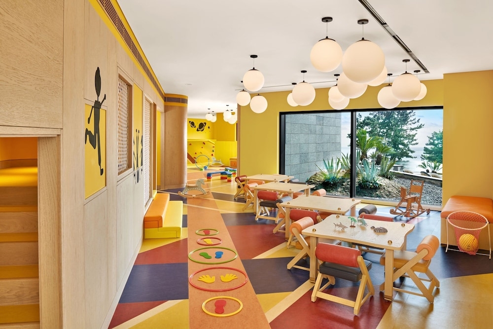 어린이 놀이 공간 - 실내