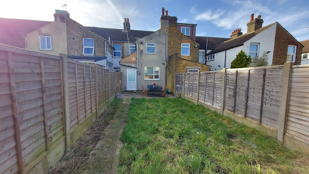 숙박 시설 구내