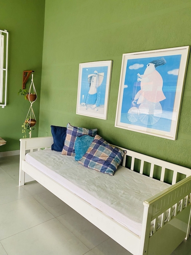 숙박 시설 정면