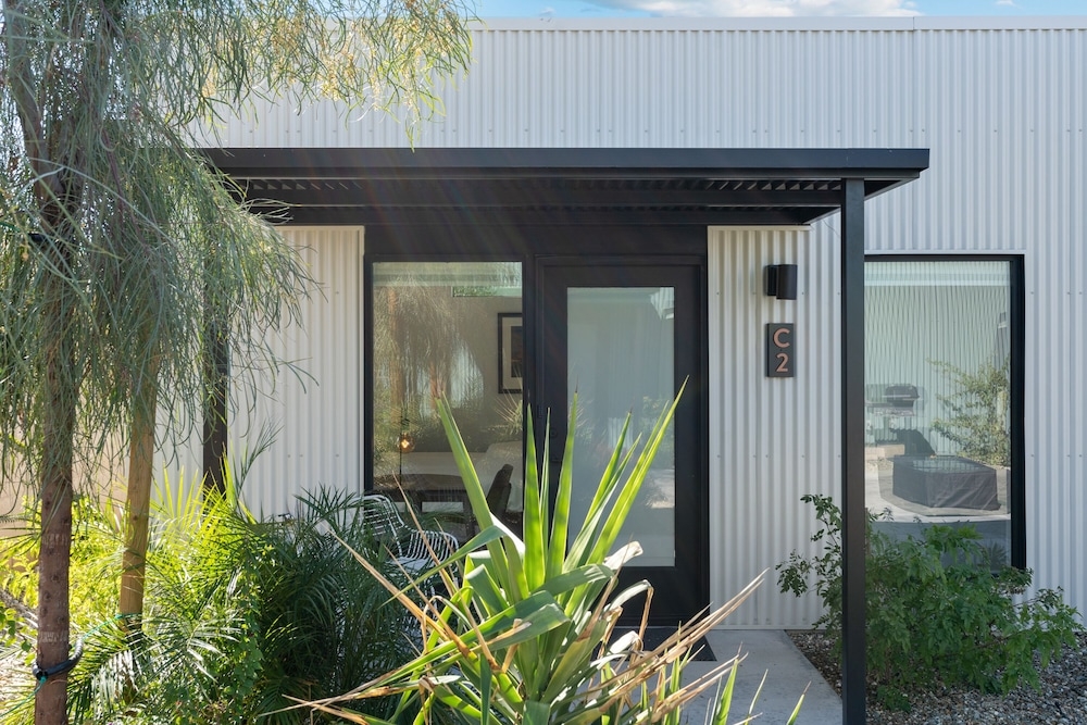 숙박 시설 정면