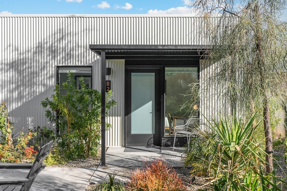 숙박 시설 정면