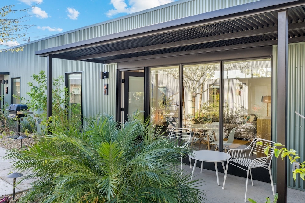 숙박 시설 정면