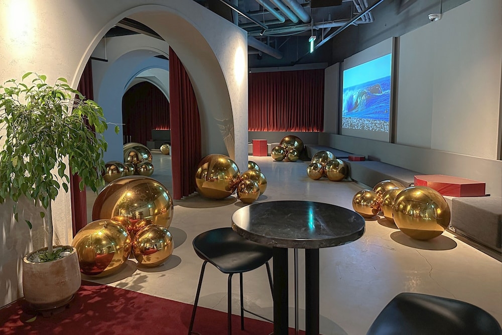 로비 좌석 공간