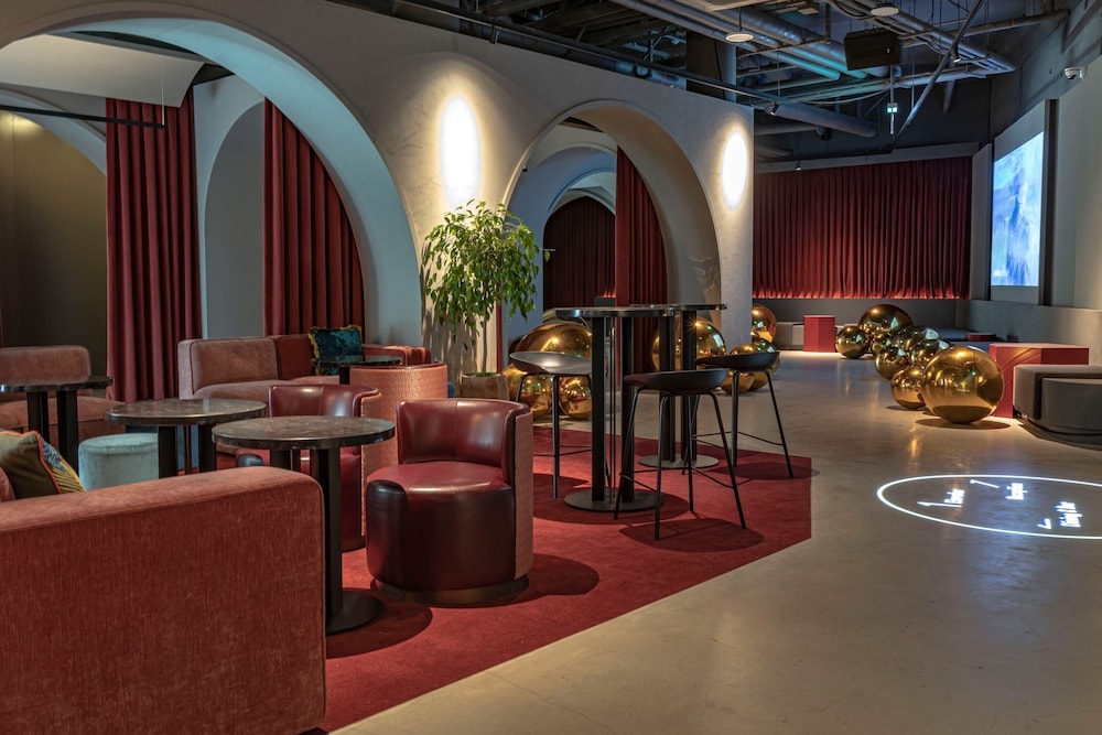 로비 좌석 공간