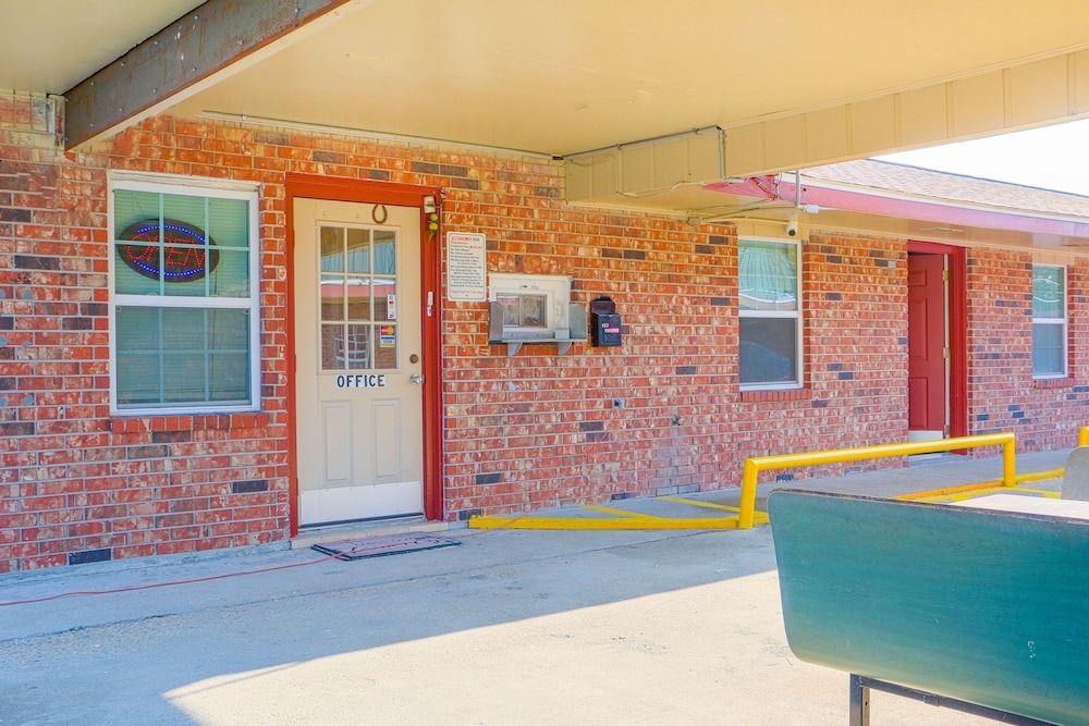 숙박 시설 입구