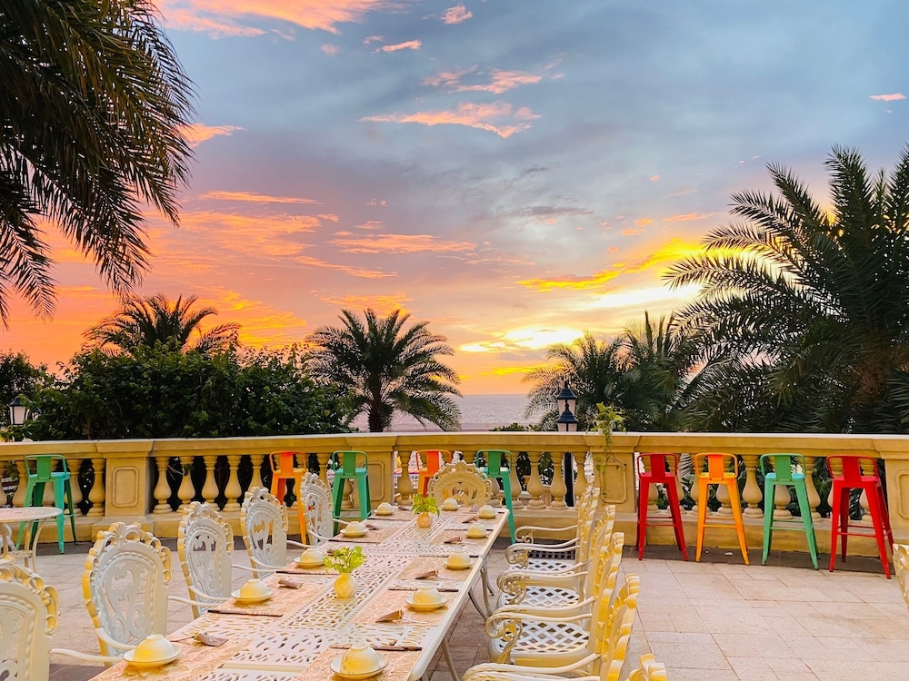 숙박 시설 정면