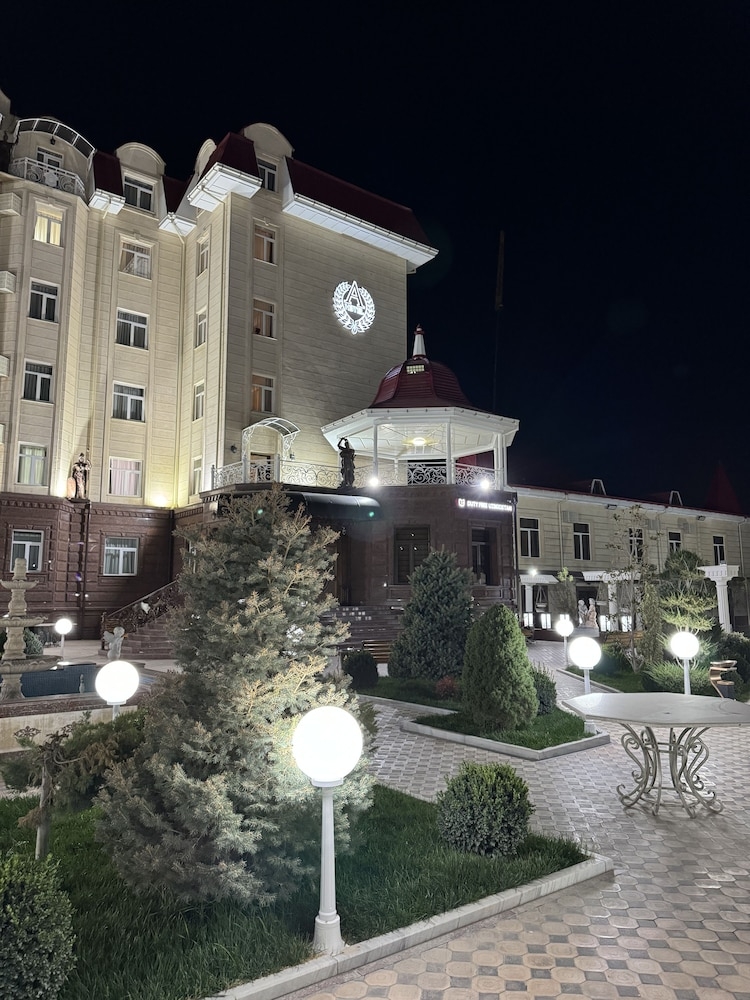 숙박 시설 정면