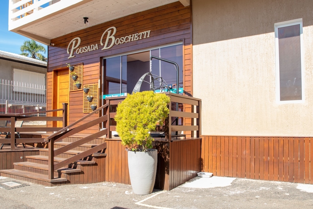 숙박 시설 정면