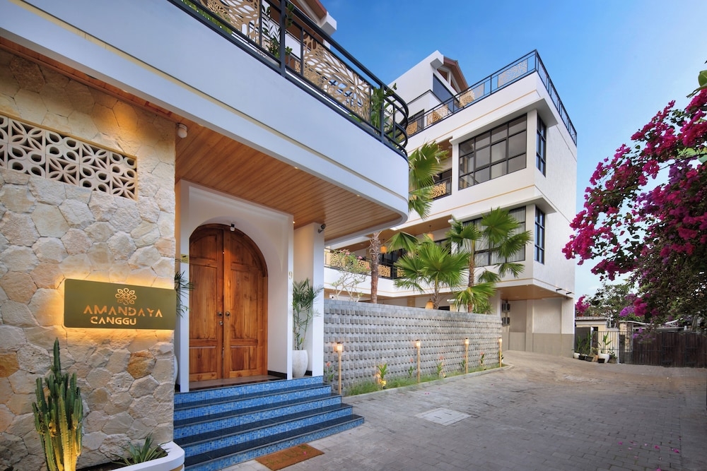 숙박 시설 정면