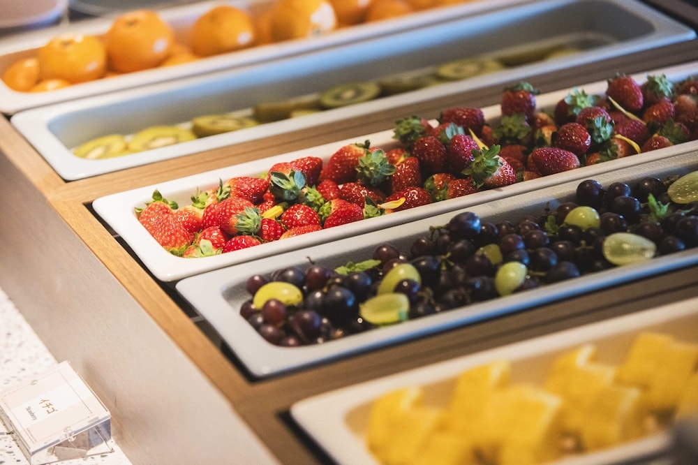 뷔페 아침 식사