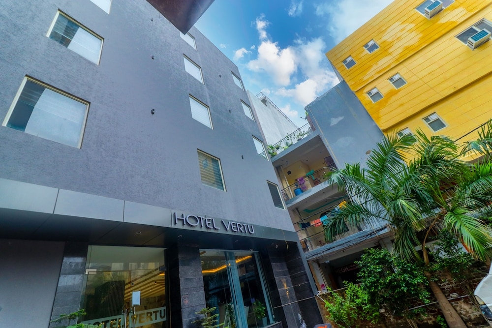 숙박 시설 정면