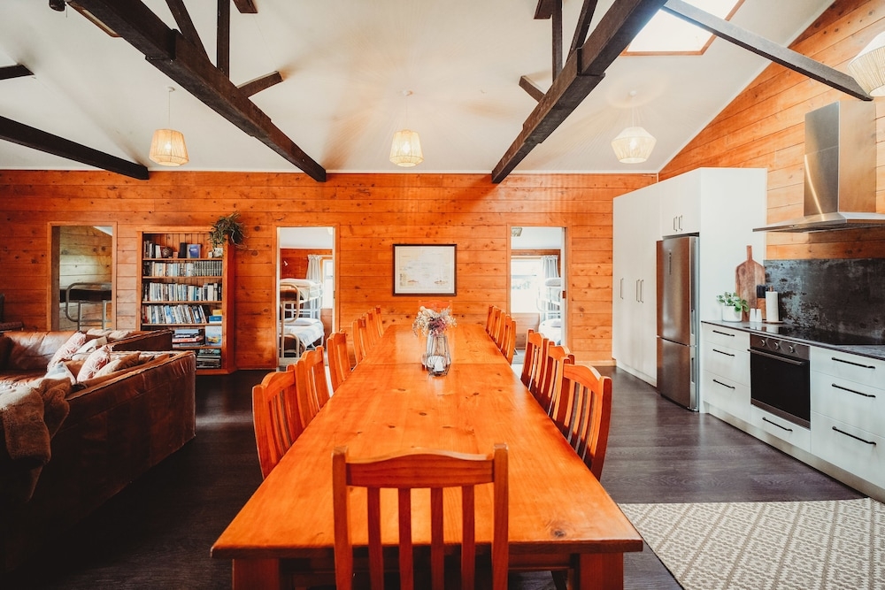 객실 내 식사 공간