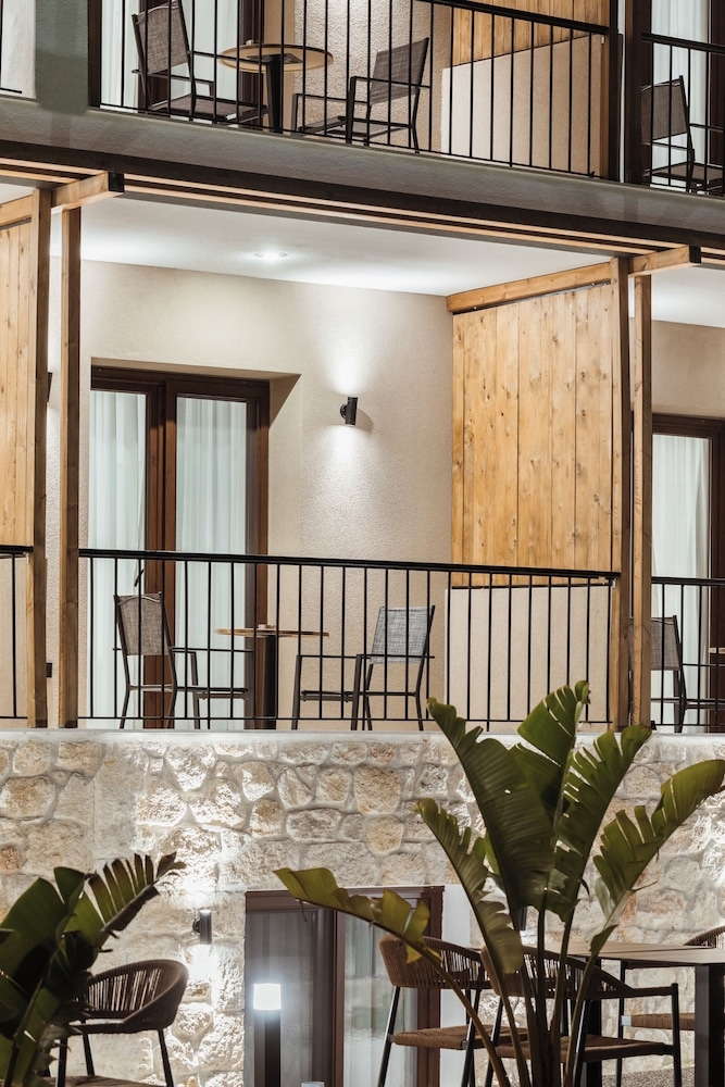 숙박 시설 정면