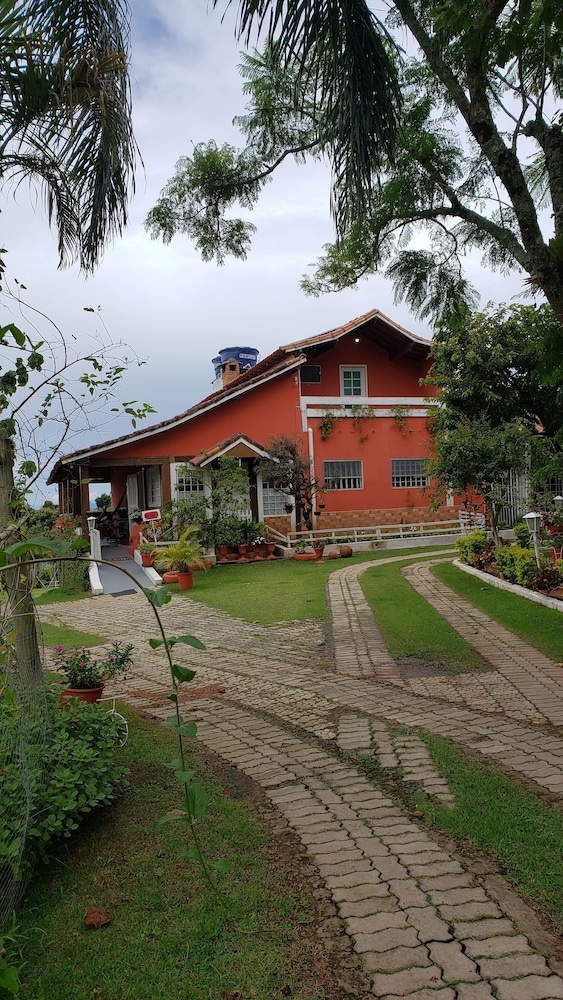 숙박 시설 정면