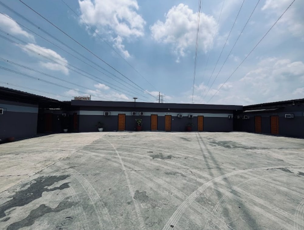 숙박 시설 정면